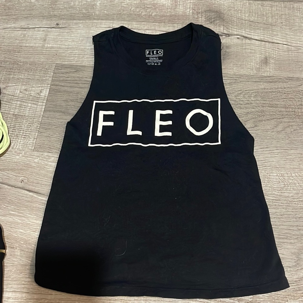 FLEO tank/muscle tank